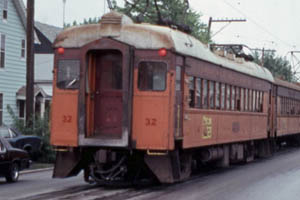 orange trolley 32