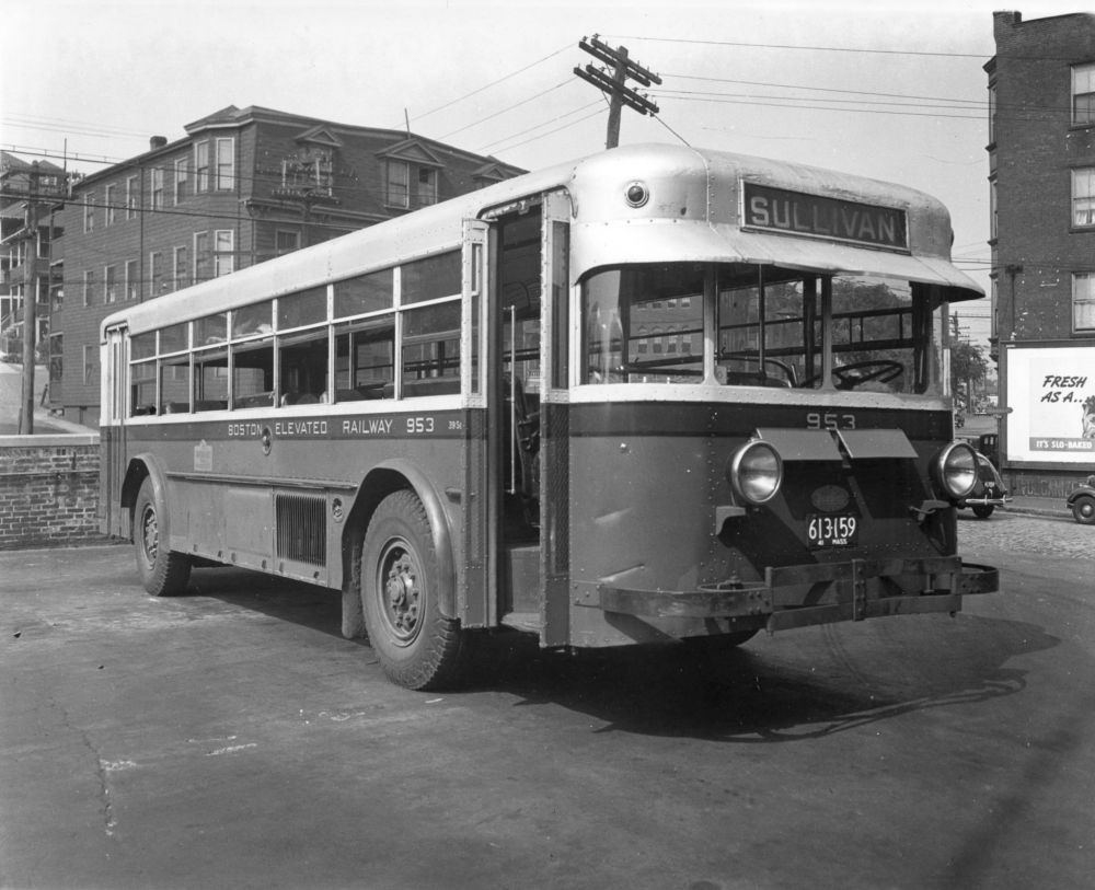 Sister Bus 953