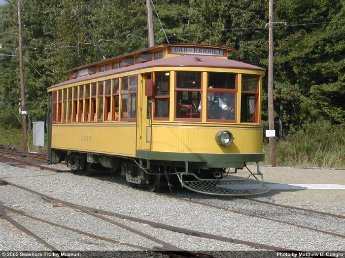 Yellow trolley 1267