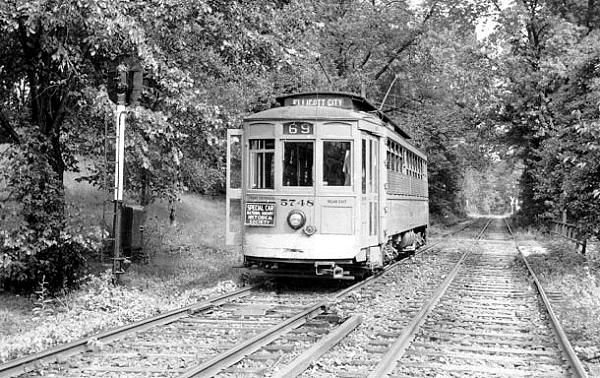 Yellow Trolley from Baltimore in service