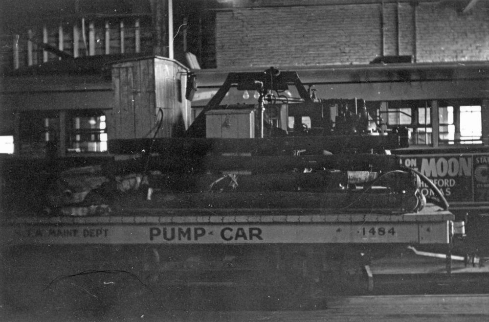 Pump car