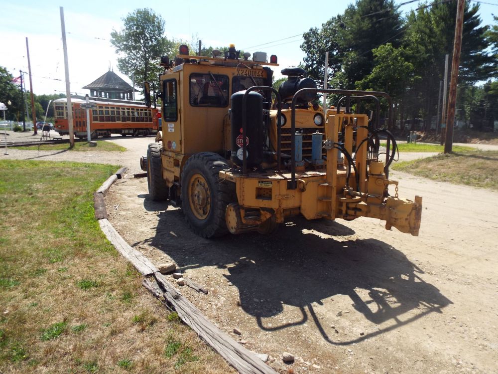 Pettibone Hi-rail crane with coupler