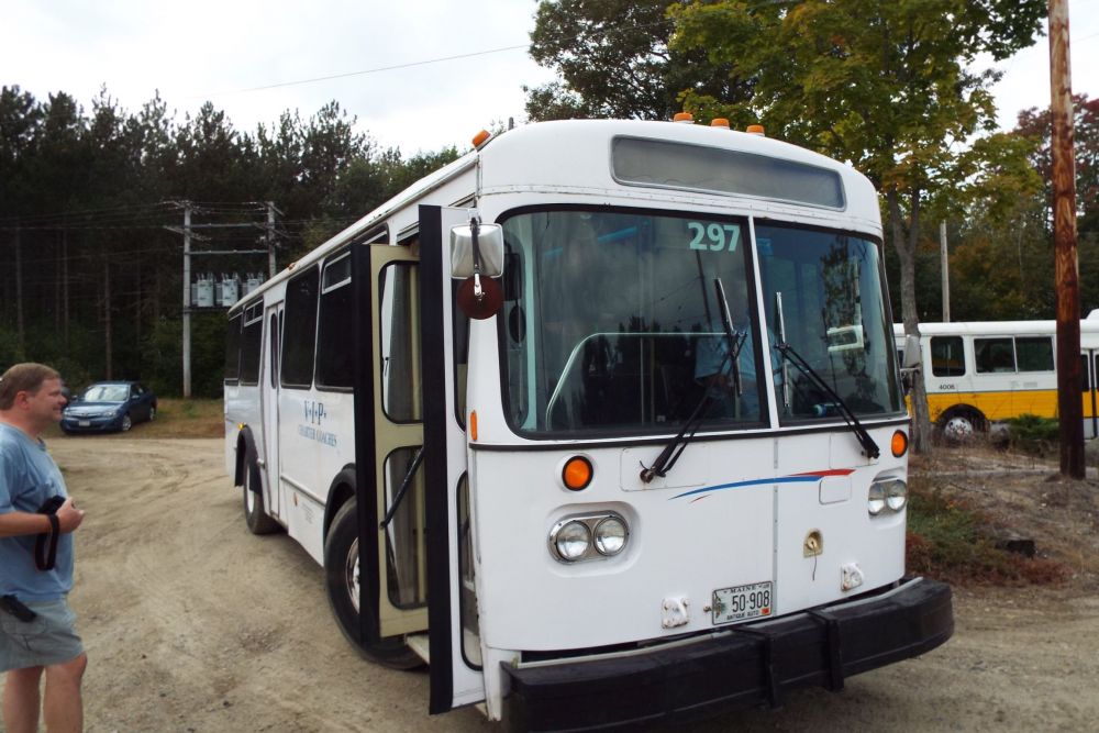White Bus 297