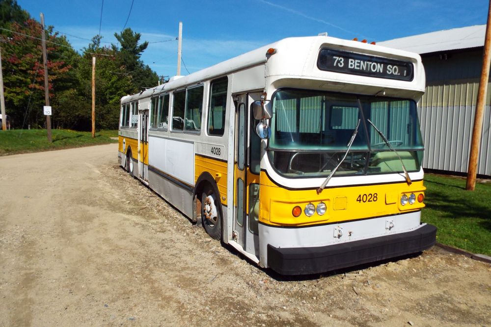 Trolleybus 4028